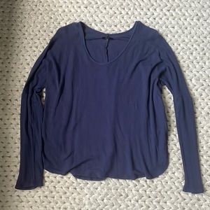 Long sleeve ribbed shirt